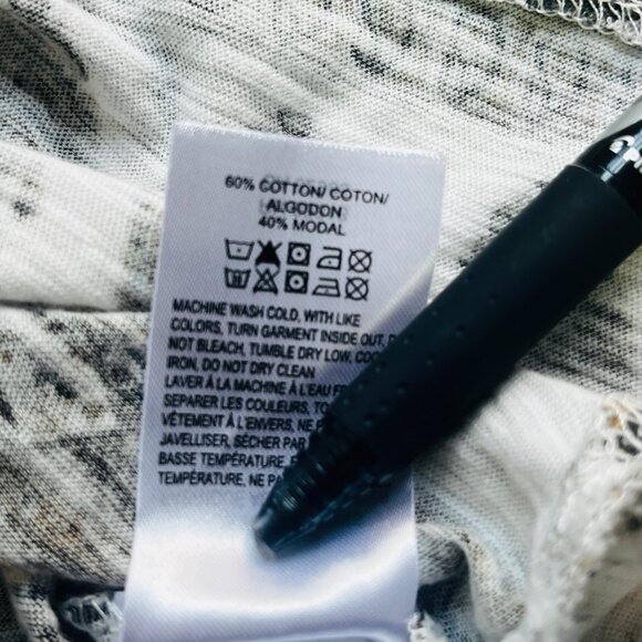 2/$30 Lucky Brand Paislet Tee Top Small - Picture 6 of 6